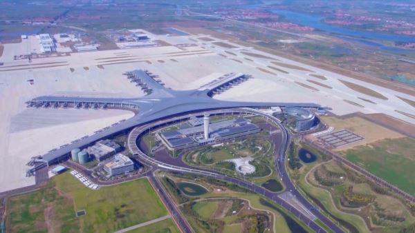 青岛胶东国际机场 正式开航投运