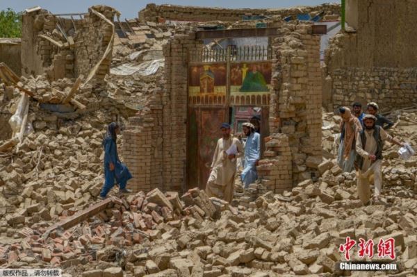 阿富汗地震已致数千人伤亡