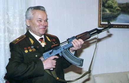 “AK-47之父”病逝享年94岁 曾被俄视为国宝(图)