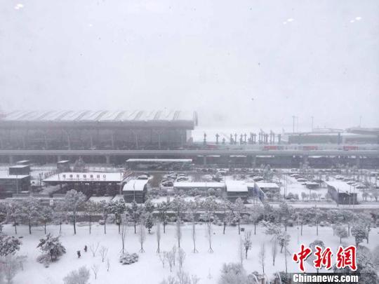 贵州发布暴雪黄色预警局部地区雪深已超11公分