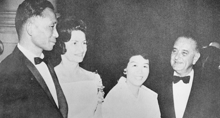 朴槿惠访美入住48年前其父亲朴正熙下榻处（图）